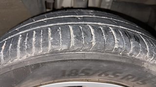 Used 2020 Renault Triber RXZ AMT Petrol Automatic tyres RIGHT FRONT TYRE TREAD VIEW