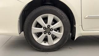 Used 2012 Toyota Corolla Altis [2011-2014] VL AT Petrol Petrol Automatic tyres LEFT FRONT TYRE RIM VIEW