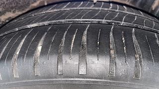 Used 2014 Hyundai Xcent [2014-2017] SX Diesel Diesel Manual tyres LEFT REAR TYRE TREAD VIEW