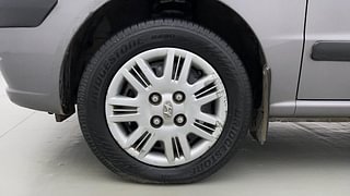 Used 2013 Hyundai Santro Xing [2007-2014] GLS Petrol Manual tyres LEFT FRONT TYRE RIM VIEW