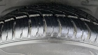 Used 2018 Tata Hexa [2016-2020] XTA Diesel Automatic tyres LEFT REAR TYRE TREAD VIEW