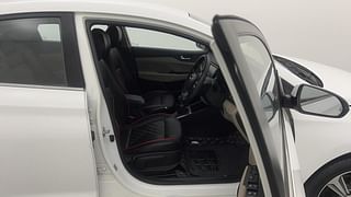 Used 2019 Hyundai Verna [2017-2020] 1.6 VTVT SX Petrol Manual interior RIGHT SIDE FRONT DOOR CABIN VIEW