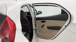 Used 2015 Hyundai Eon [2011-2018] Era + Petrol Manual interior RIGHT REAR DOOR OPEN VIEW