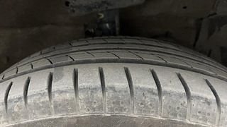 Used 2014 Maruti Suzuki Swift [2011-2017] ZXi Petrol Manual tyres RIGHT FRONT TYRE TREAD VIEW