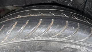 Used 2011 Hyundai Santro Xing [2007-2014] GLS Petrol Manual tyres RIGHT REAR TYRE TREAD VIEW