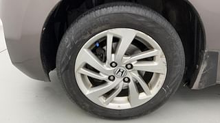 Used 2016 honda Jazz V Petrol Manual tyres LEFT FRONT TYRE RIM VIEW