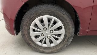 Used 2016 hyundai i10 Sportz 1.1 Petrol Petrol Manual tyres LEFT FRONT TYRE RIM VIEW