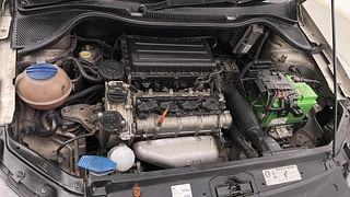 Used 2012 Volkswagen Vento [2010-2015] Highline Petrol AT Petrol Automatic engine ENGINE RIGHT SIDE VIEW