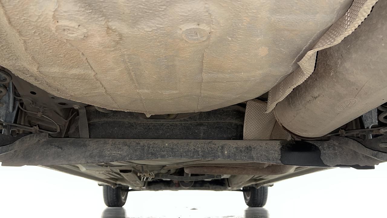 Used 2015 Ford Figo Aspire [2015-2019] Titanium 1.5 Ti-VCT AT Petrol Automatic extra REAR UNDERBODY VIEW (TAKEN FROM REAR)