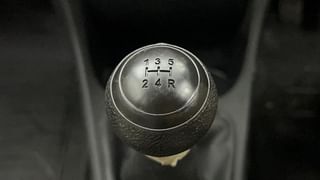 Used 2017 Toyota Etios Liva [2017-2020] V Petrol Manual interior GEAR  KNOB VIEW