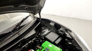 Used 2017 Maruti Suzuki Dzire [2017-2020] ZDI Plus Diesel Manual engine ENGINE LEFT SIDE HINGE & APRON VIEW