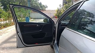Used 2012 Volkswagen Passat [2011-2014] Highline DSG Diesel Automatic interior LEFT FRONT DOOR OPEN VIEW