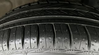 Used 2015 Renault Scala [2012-2018] RxZ Diesel Diesel Manual tyres RIGHT FRONT TYRE TREAD VIEW