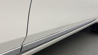 Used 2015 Toyota Corolla Altis [2014-2017] VL AT Petrol Petrol Automatic dents MINOR DENT