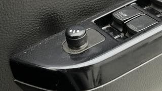 Used 2018 Maruti Suzuki Wagon R 1.0 [2015-2019] VXI AMT Petrol Automatic top_features Adjustable ORVM