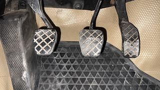 Used 2015 Volkswagen Polo [2015-2019] Trendline 1.2L (P) Petrol Manual interior PEDALS VIEW
