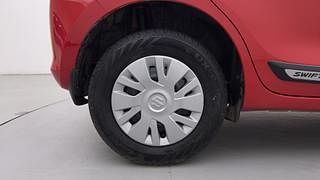 Used 2022 Maruti Suzuki Swift VXI AMT Petrol Automatic tyres RIGHT REAR TYRE RIM VIEW