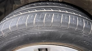 Used 2016 Maruti Suzuki Ertiga [2015-2018] VXI Petrol Manual tyres LEFT FRONT TYRE TREAD VIEW