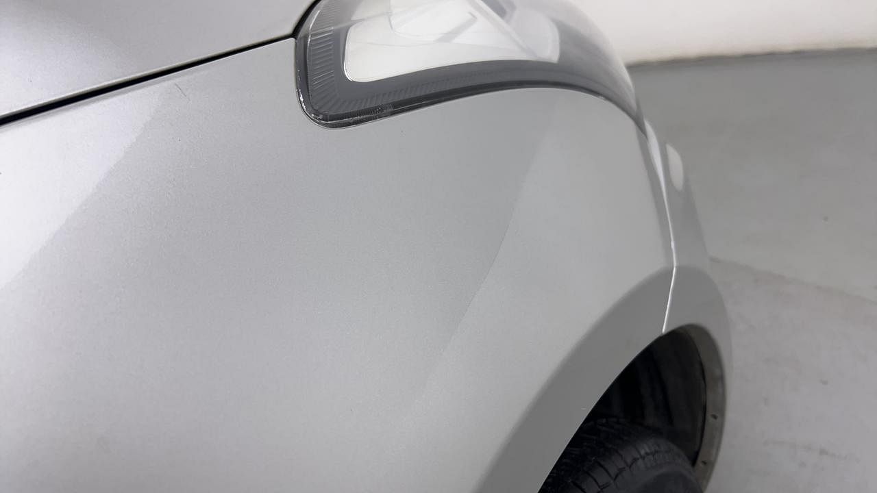 Used 2015 Maruti Suzuki Swift Dzire VXI Petrol Manual dents MINOR DENT