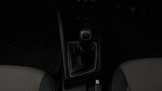 Used 2016 Hyundai Elite i20 [2014-2018] Sportz 1.2 Petrol Manual interior GEAR  KNOB VIEW