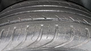 Used 2014 Volkswagen Polo [2010-2014] Highline1.2L (P) Petrol Manual tyres RIGHT REAR TYRE TREAD VIEW