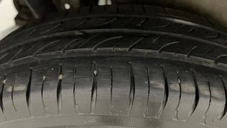 Used 2013 Maruti Suzuki Wagon R 1.0 [2010-2019] VXi Petrol Manual tyres RIGHT REAR TYRE TREAD VIEW