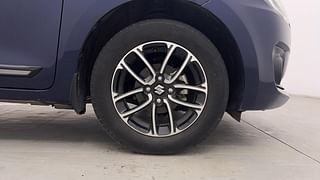 Used 2018 Maruti Suzuki Swift [2017-2020] ZDi Plus AMT Diesel Automatic tyres RIGHT FRONT TYRE RIM VIEW