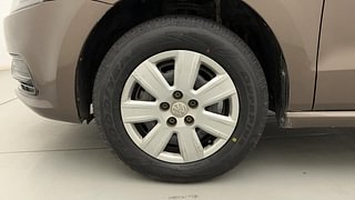 Used 2016 Volkswagen Polo [2015-2019] Trendline 1.2L (P) Petrol Manual tyres LEFT FRONT TYRE RIM VIEW