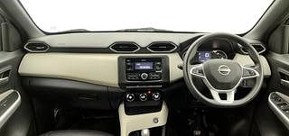 Used 2022 Nissan Magnite XV Premium Turbo CVT Petrol Automatic interior DASHBOARD VIEW