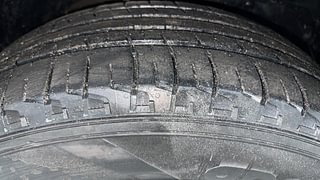 Used 2016 Mahindra XUV500 [2015-2018] W4 Diesel Manual tyres RIGHT FRONT TYRE TREAD VIEW