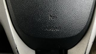 Used 2015 Hyundai Eon [2011-2018] Sportz Petrol Manual top_features Airbags