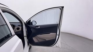 Used 2014 Hyundai Grand i10 [2013-2017] Sportz 1.1 CRDi Diesel Manual interior RIGHT FRONT DOOR OPEN VIEW