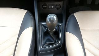 Used 2019 Hyundai Elite i20 [2018-2020] Sportz Plus 1.2 Petrol Manual interior GEAR  KNOB VIEW