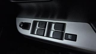 Used 2016 Maruti Suzuki Wagon R 1.0 [2015-2019] VXi (O) AMT Petrol Automatic top_features Rear power window