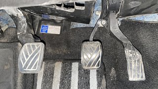 Used 2015 Maruti Suzuki S-Cross [2015-2017] Alpha 1.6 Diesel Manual interior PEDALS VIEW