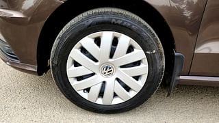 Used 2017 Volkswagen Ameo [2016-2020] Comfortline 1.2L (P) Petrol Manual tyres LEFT FRONT TYRE RIM VIEW