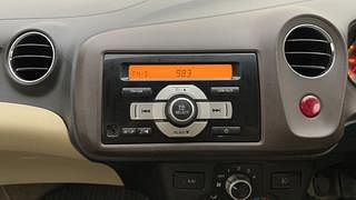 Used 2012 Honda Brio [2011-2016] V MT Petrol Manual top_features Integrated (in-dash) music system