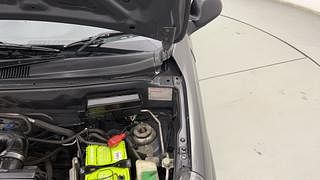 Used 2017 Maruti Suzuki Alto 800 [2016-2019] Lxi Petrol Manual engine ENGINE LEFT SIDE HINGE & APRON VIEW