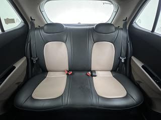 Used 2019 Hyundai Grand i10 [2017-2020] Magna AT 1.2 Kappa VTVT Petrol Automatic interior REAR SEAT CONDITION VIEW