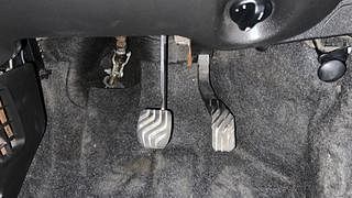 Used 2017 Renault Kwid [2015-2019] 1.0 RXL AMT Petrol Automatic interior PEDALS VIEW