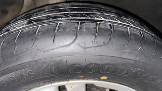 Used 2016 Hyundai Creta [2015-2018] 1.6 SX Diesel Manual tyres RIGHT REAR TYRE TREAD VIEW