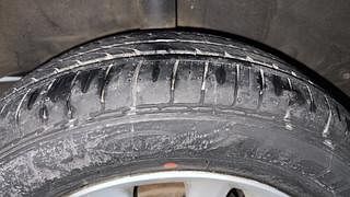 Used 2014 Toyota Etios [2010-2017] VX D Diesel Manual tyres RIGHT REAR TYRE TREAD VIEW