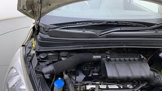 Used 2010 Hyundai i10 [2010-2016] Sportz 1.2 Petrol Petrol Manual engine ENGINE RIGHT SIDE HINGE & APRON VIEW
