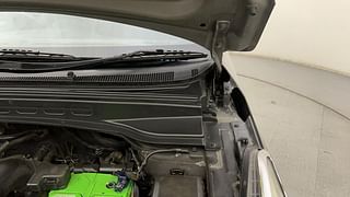 Used 2015 Hyundai Creta [2015-2018] 1.6 SX Plus Auto Diesel Automatic engine ENGINE LEFT SIDE HINGE & APRON VIEW
