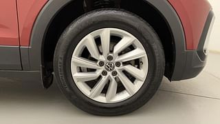 Used 2022 Volkswagen Taigun Highline 1.0 TSI MT Petrol Manual tyres RIGHT FRONT TYRE RIM VIEW