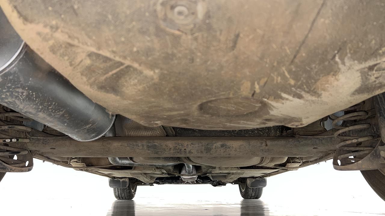 Used 2011 Volkswagen Vento [2010-2015] Highline Petrol AT Petrol Automatic extra REAR UNDERBODY VIEW (TAKEN FROM REAR)