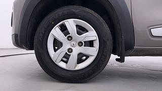 Used 2018 Renault Kwid [2017-2019] RXT 1.0 SCE Special Petrol Manual tyres LEFT FRONT TYRE RIM VIEW
