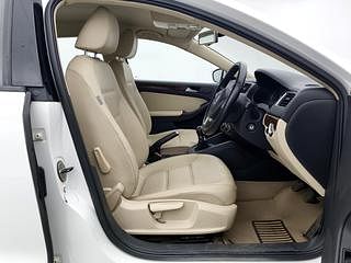 Used 2014 Volkswagen Jetta [2013-2017] Comfortline TDI Diesel Manual interior RIGHT SIDE FRONT DOOR CABIN VIEW