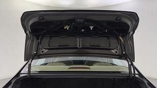 Used 2020 Honda Amaze [2018-2021] 1.2 VX i-VTEC Petrol Manual interior DICKY DOOR OPEN VIEW