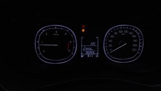 Used 2017 Maruti Suzuki Vitara Brezza [2016-2020] ZDi Plus Diesel Manual interior CLUSTERMETER VIEW